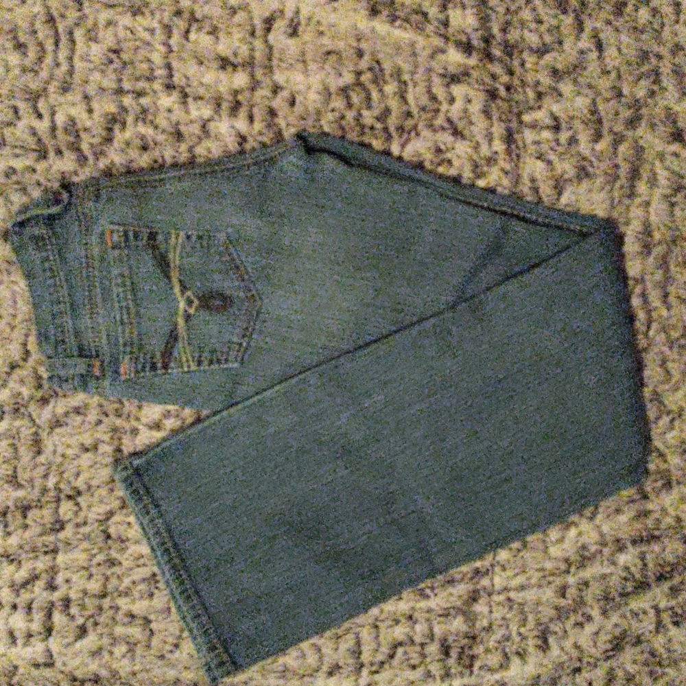 Jeans - Picture 1 of 3